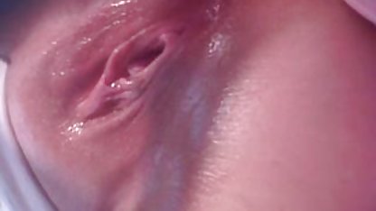 می شود بیدمشک او licked and سکس زوری با زن عمو fucked