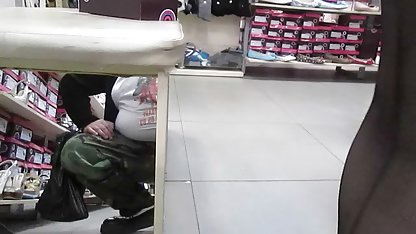 بنفش جونز سکس زنان گروهی می شود بمکد دیک و اسباب